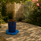 Gökyüzü Mavisi Daisi Seramik Bardak Altlığı, el yapımı stoneware seramik, 10 cm, Daisi koleksiyonu, Tyche Co.