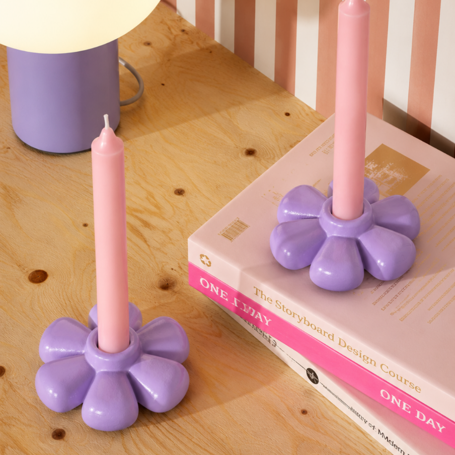 Lila Flora 2'li Mumluk Set, el yapımı özel beton harcı, 9 cm, Flora koleksiyonu, Studio Jera.