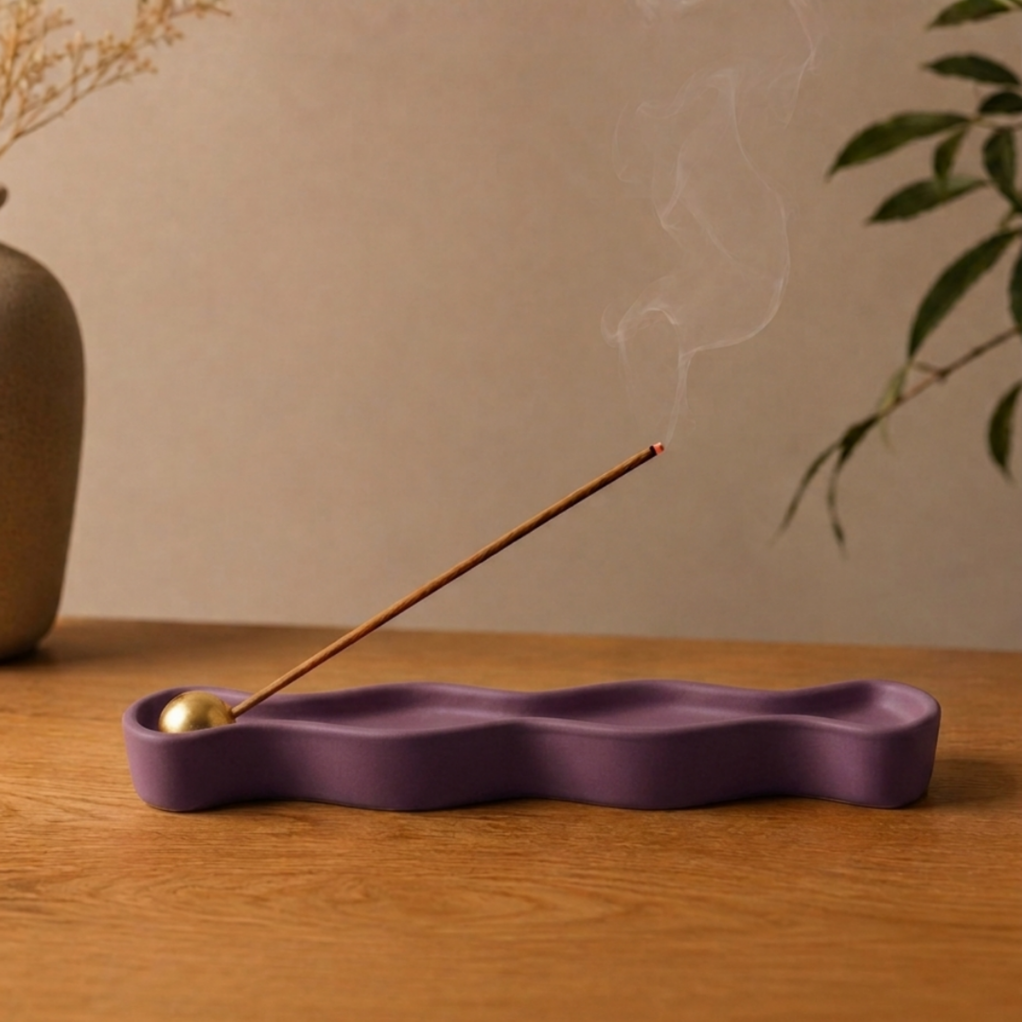 Mor Flow Tütsülük, el yapımı özel beton harcı, 18 cm, Flow koleksiyonu, Studio Jera.