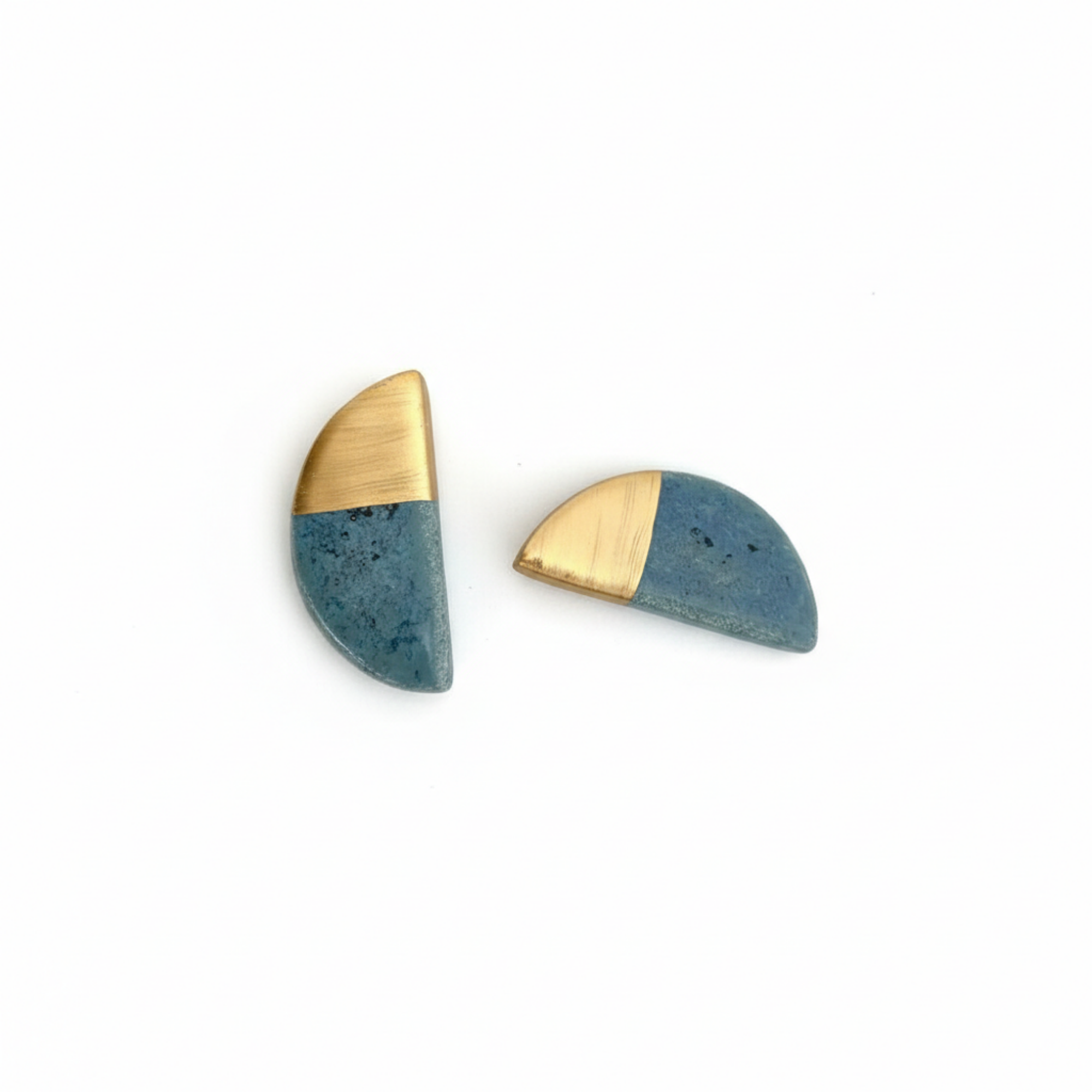 Petrol Mavisi Half Moon Seramik Ay Küpe, el yapımı seramik, Half Moon Koleksiyonu, Daniela Ceramic.