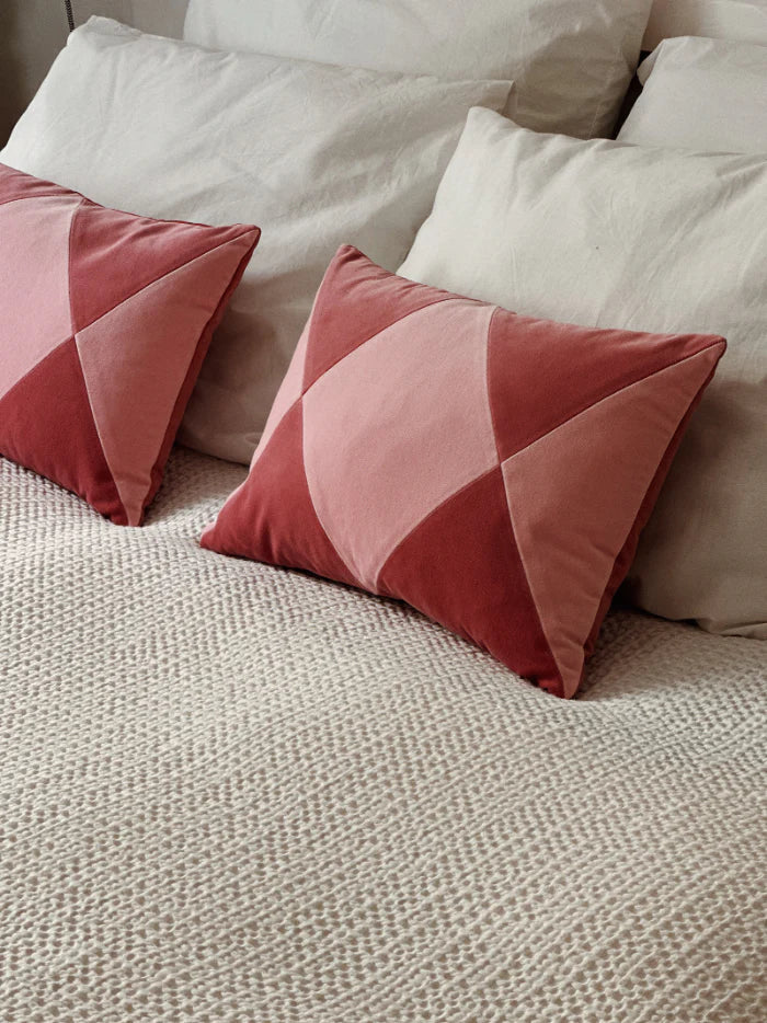 Pembe & Gül Kurusu