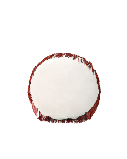 Krem kadife kırlent, 45 cm kare formlu döşemelik yastık. Yıkanabilir kılıf, salon koltuğu için modern dekor.