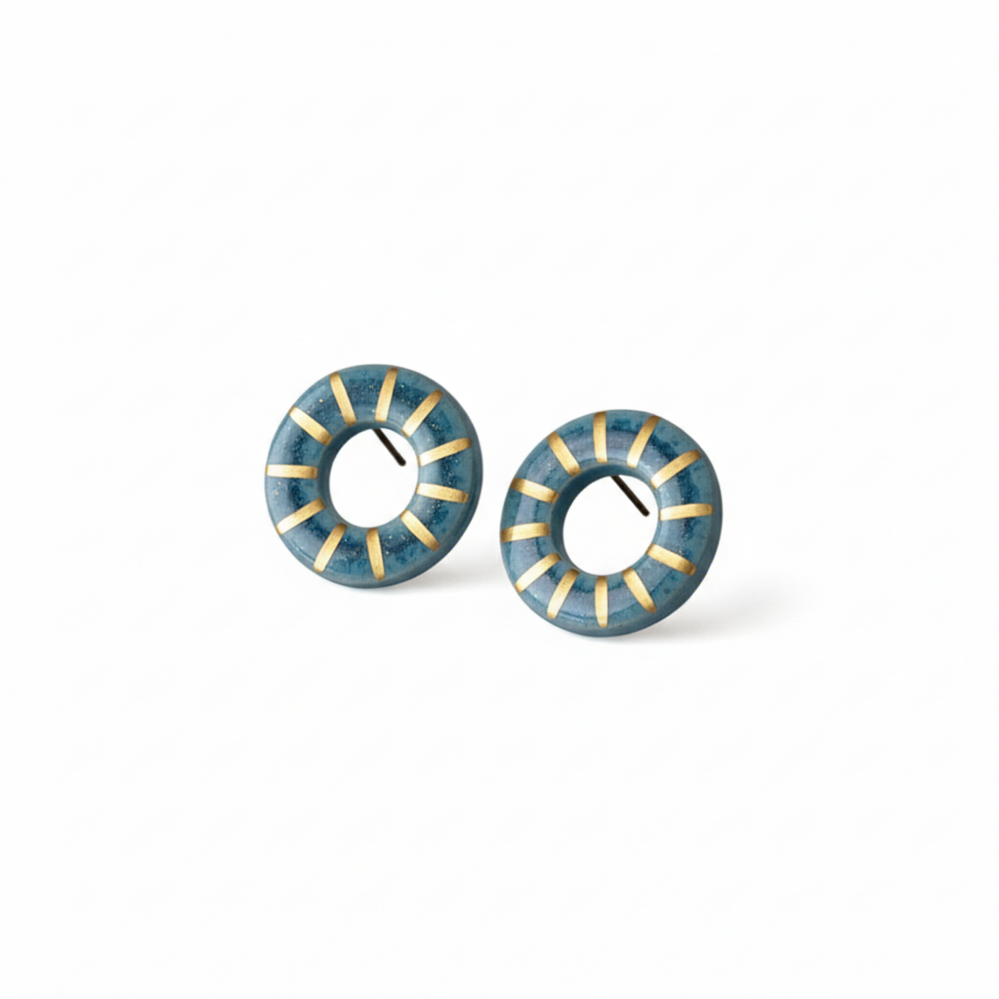 Dumanlı Mavi Sunlight Halo Seramik Küpe, el yapımı seramik, Sunlight Halo Koleksiyonu, Daniela Ceramic.