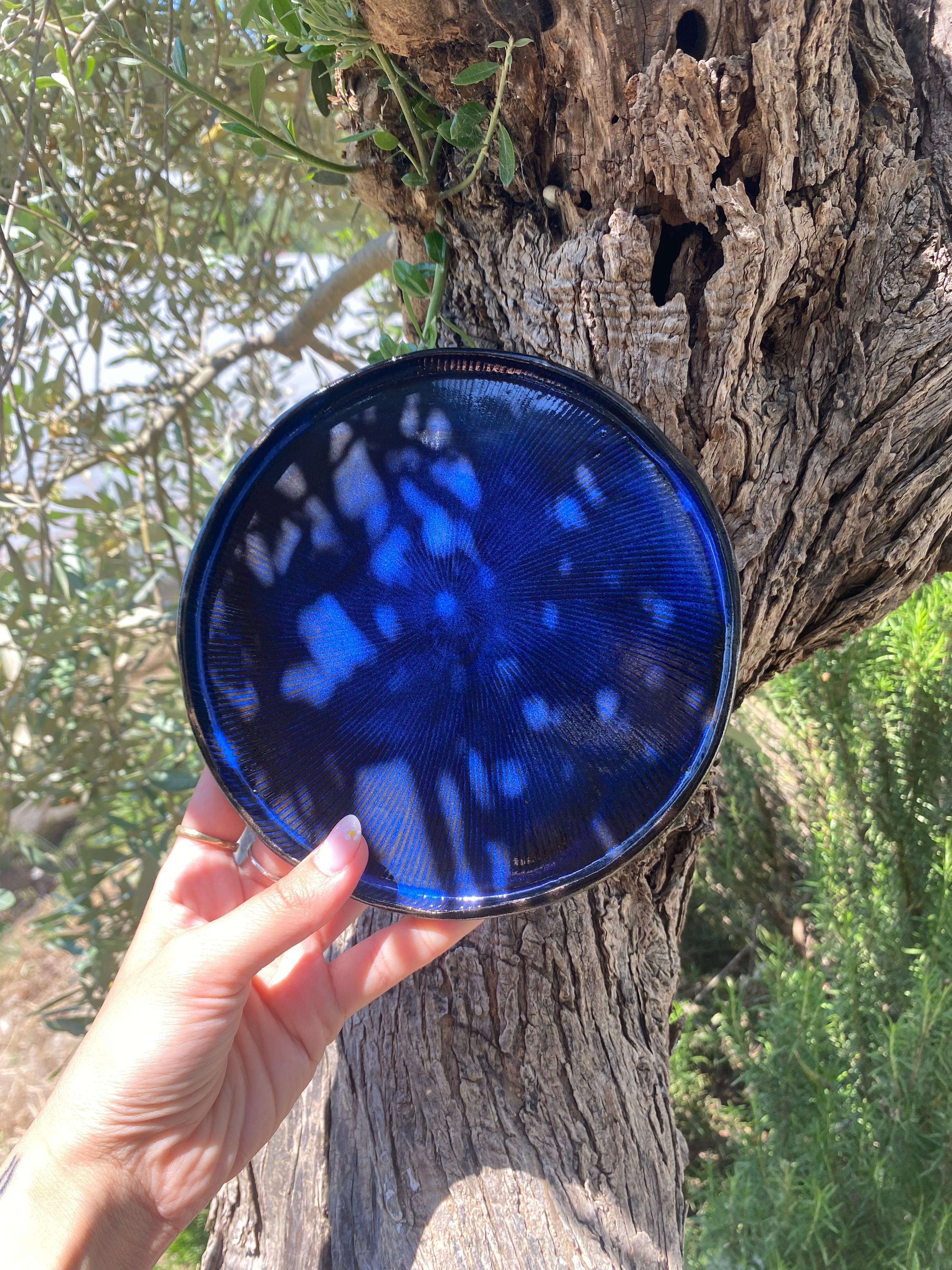 Mavi Lacivert Teos Blues Seramik Tabak 17 cm, el yapımı stoneware seramik, 17 cm, Teos Koleksiyonu, Emine Shemse Ceramics.