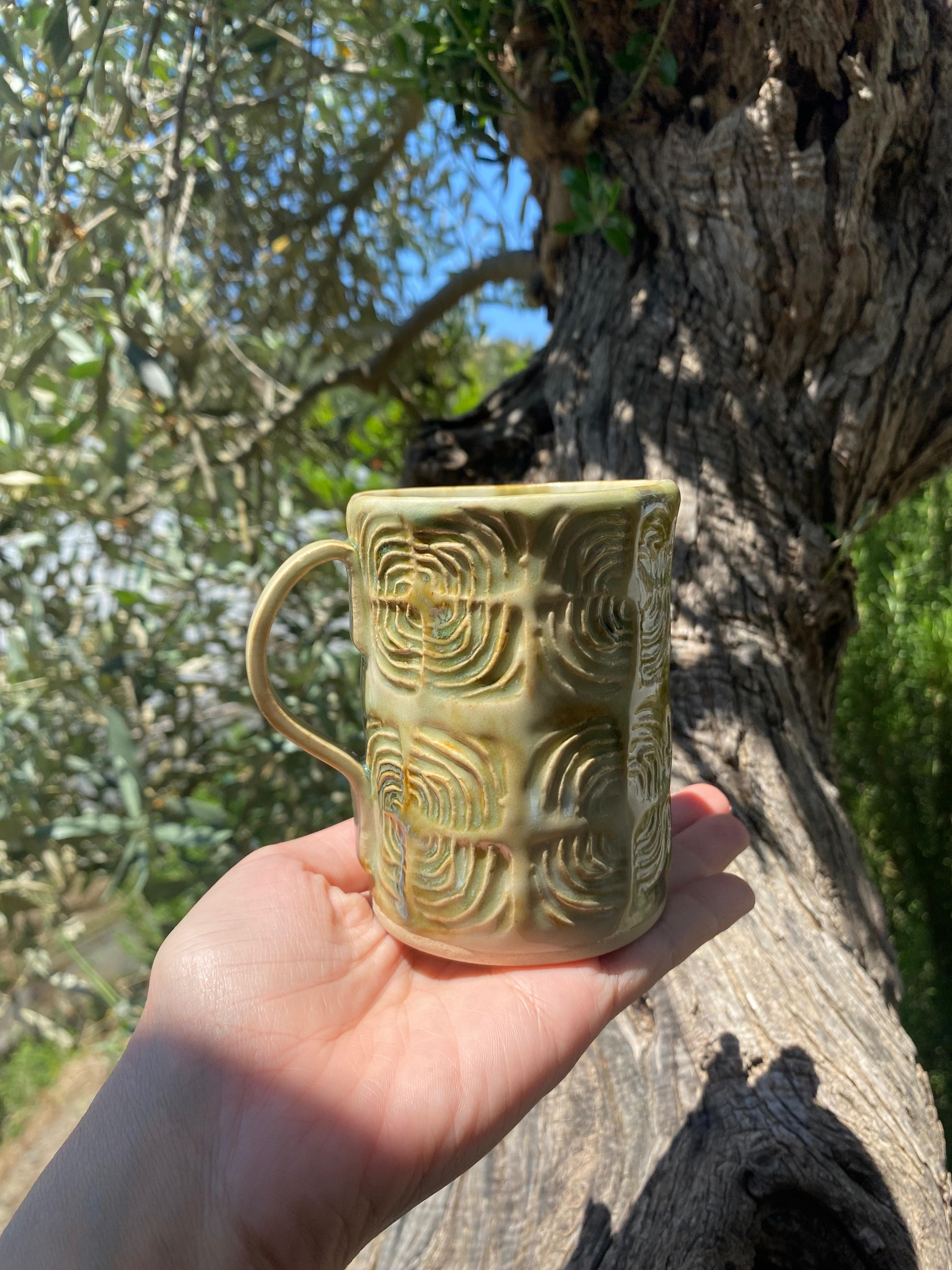 Yeşil Bej Teos Elvaris Kupa 200 ml, el yapımı stoneware seramik, 200 ml, Teos Koleksiyonu, Emine Shemse Ceramics.