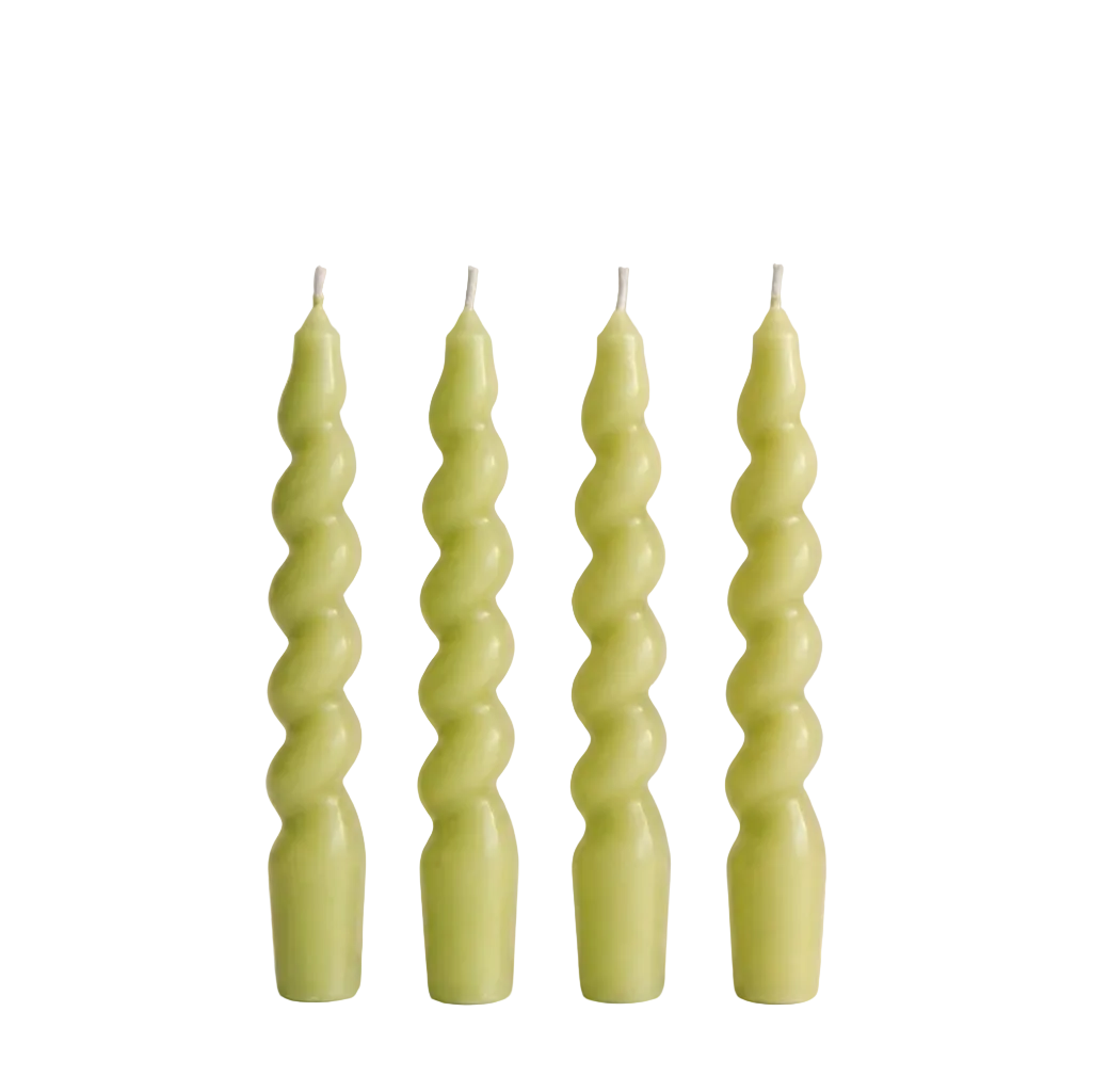 Açık Yeşil Twister 4'lü Burgu Şamdan Mum Seti, A kalite parafin, 19 cm, Twister koleksiyonu, Studio Jera.