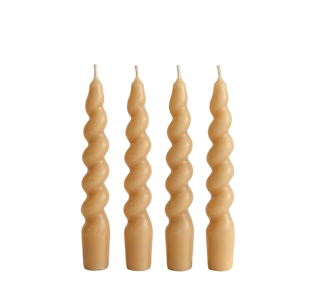 Bej Twister 4'lü Burgu Şamdan Mum Seti, A kalite parafin, 19 cm, Twister koleksiyonu, Studio Jera.