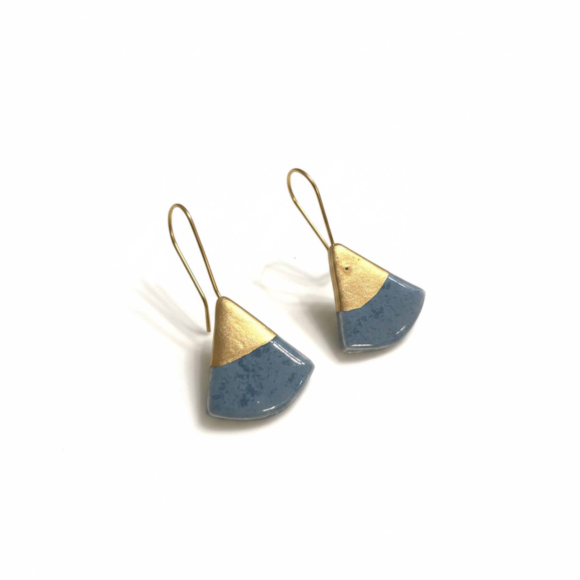 İndigo Zen Tulip Seramik Lale Küpe, el yapımı seramik, Zen Tulip Koleksiyonu, Daniela Ceramic.